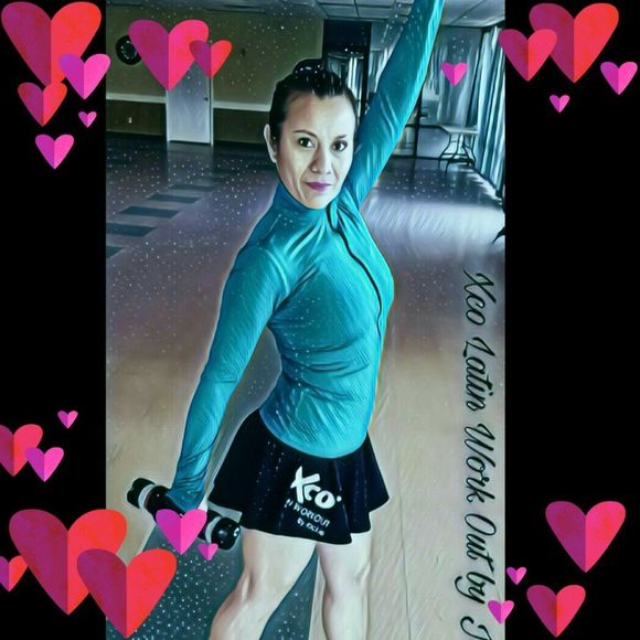 Meet your Posher, Gloria - Picture 1 of 1